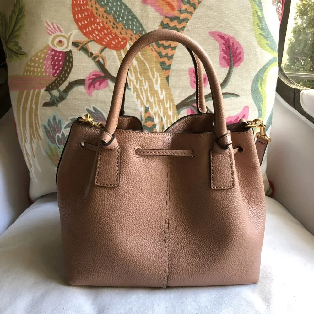 💗 Tory Burch McGraw Small Drawstring Satchel in Medowsweet